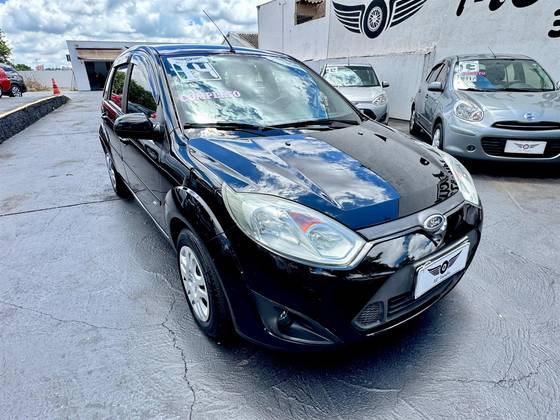 FORD FIESTA 1.0 ROCAM SE 8V FLEX 4P MANUAL