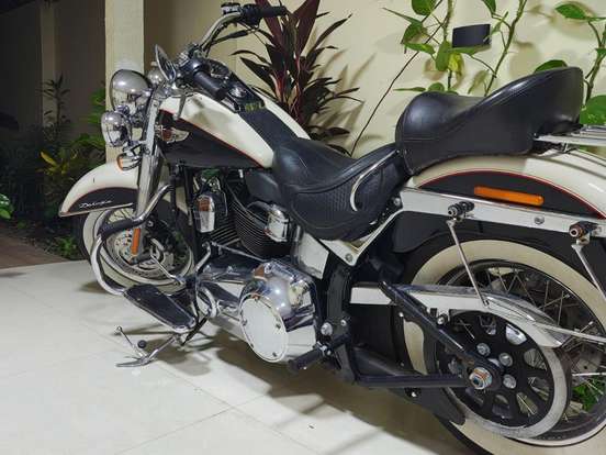 HARLEY-DAVIDSON-SOFTAIL DELUXE HARLEY-DAVIDSON-SOFTAIL DELUXE-2011