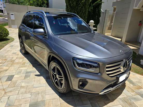 MERCEDES-BENZ-GLB 200-2024