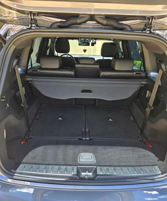 MERCEDES-BENZ-GLB 200-2024