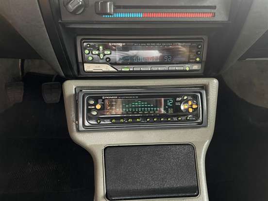 VOLKSWAGEN-GOL-1992
