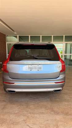 VOLVO-XC90-2019
