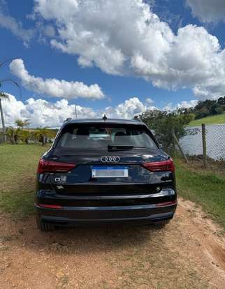 AUDI-Q3-2019