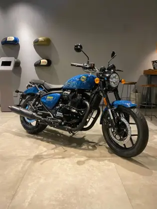 ROYAL ENFIELD SHOTGUN 650 PLASMA BLUE 