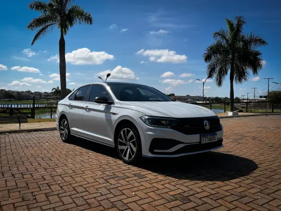 VOLKSWAGEN JETTA 2.0 350 TSI GASOLINA GLI DSG VOLKSWAGEN JETTA 2.0 350 TSI GASOLINA GLI DSG