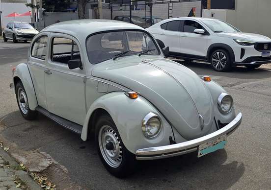 VOLKSWAGEN-FUSCA-1985