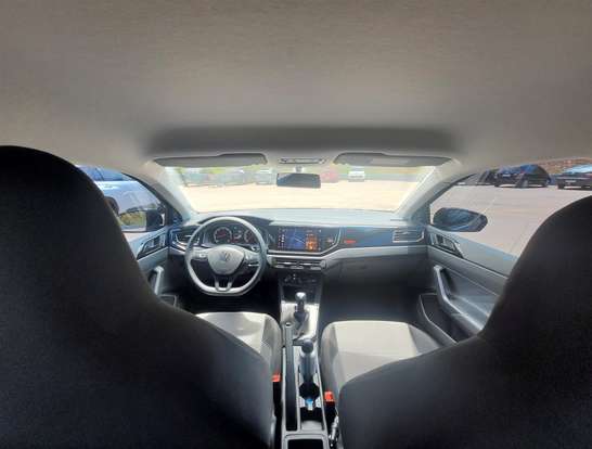 VOLKSWAGEN-POLO-2024