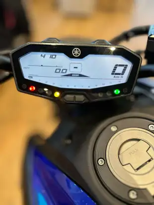 YAMAHA-MT-07 ABS-2025