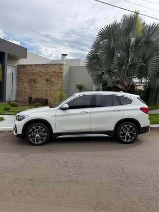 BMW-X1-2.0 16V TURBO ACTIVEFLEX SDRIVE20I X-LINE 4P AUTOMÁTICO BMW-X1-2020