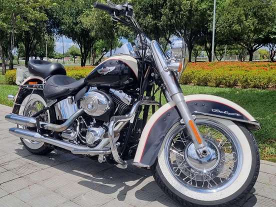 HARLEY-DAVIDSON-SOFTAIL DELUXE HARLEY-DAVIDSON-SOFTAIL DELUXE-2011