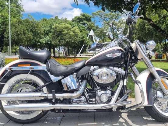 HARLEY-DAVIDSON-SOFTAIL DELUXE HARLEY-DAVIDSON-SOFTAIL DELUXE-2011