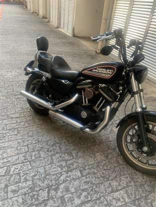 HARLEY-DAVIDSON-SPORTSTER XL 883 R-2011