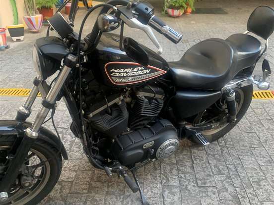 HARLEY-DAVIDSON-SPORTSTER XL 883 R HARLEY-DAVIDSON-SPORTSTER XL 883 R-2011