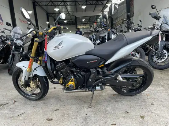 HONDA-CB 600F HORNET HONDA-CB 600F HORNET-2013