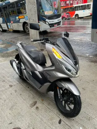 HONDA PCX DLX 