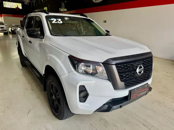 NISSAN FRONTIER 2.3 16V TURBO DIESEL ATTACK CD 4X4 AUTOMÁTICO NISSAN FRONTIER 2.3 16V TURBO DIESEL ATTACK CD 4X4 AUTOMÁTICO