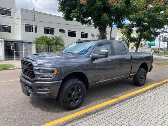 RAM 2500 6.7 I6 TURBO DIESEL LARAMIE NIGHT EDITION CD 4X4 AUTOMÁTICO