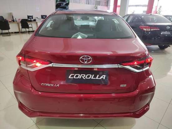 TOYOTA-COROLLA-2025