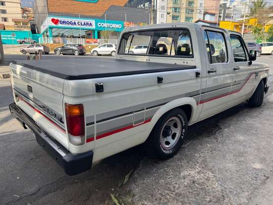 CHEVROLET-C20-4.1 CUSTOM S CD 8V GASOLINA 4P MANUAL CHEVROLET-C20-1990