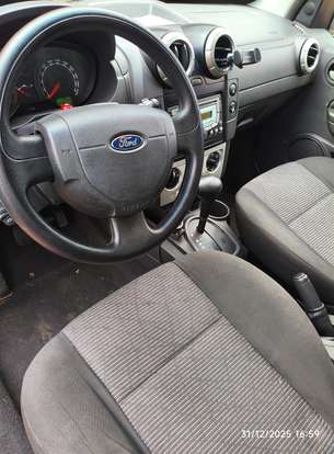 FORD-ECOSPORT-2011
