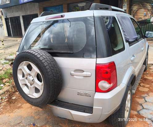 FORD-ECOSPORT-2011