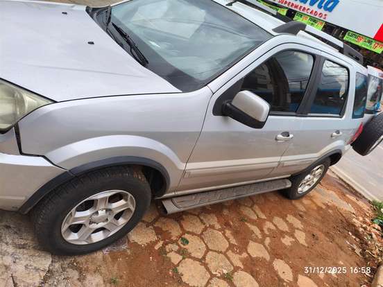 FORD-ECOSPORT-2011