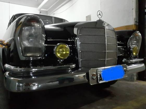 MERCEDES-BENZ 220 S 2.2 SEDÃ GASOLINA 4P MANUAL