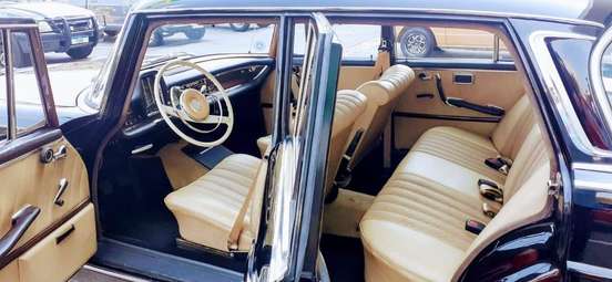 MERCEDES-BENZ-220 S-1965