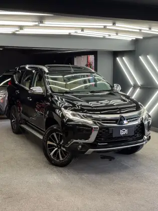 MITSUBISHI PAJERO SPORT 2.4 16V MIVEC TURBO DIESEL HPE AWD AUTOMÁTICO