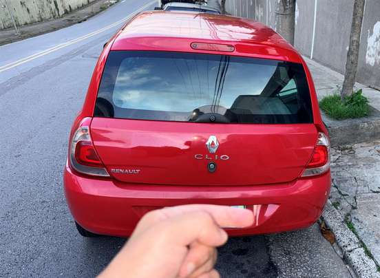 RENAULT-CLIO-1.0 AUTHENTIQUE 16V FLEX 4P MANUAL RENAULT-CLIO-2013
