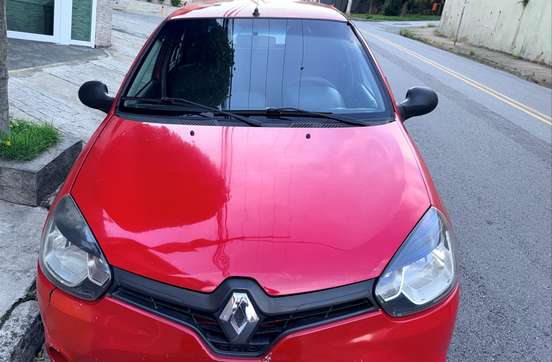 RENAULT-CLIO-2013