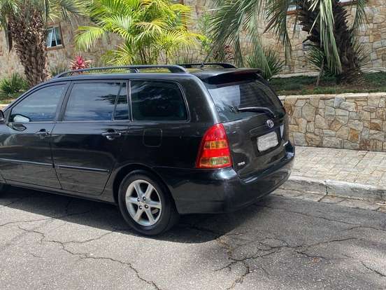 TOYOTA-FIELDER-1.8 16V GASOLINA 4P AUTOMÁTICO TOYOTA-FIELDER-2005