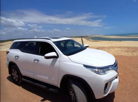 TOYOTA HILUX SW4 2.7 SRV 7 LUGARES 4X2 16V FLEX 4P AUTOMÁTICO