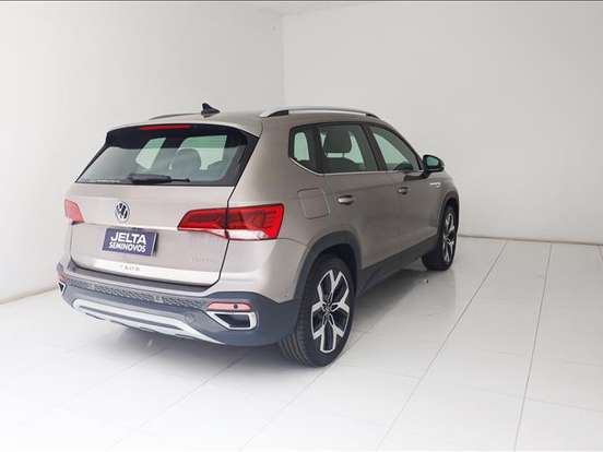 VOLKSWAGEN-TAOS-1.4 250 TSI TOTAL FLEX HIGHLINE AUTOMÁTICO VOLKSWAGEN-TAOS-2025