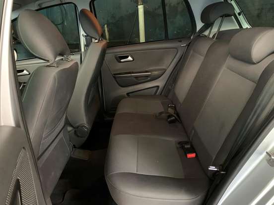 VOLKSWAGEN-FOX-2011