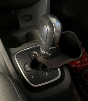 VOLKSWAGEN-FOX-2011