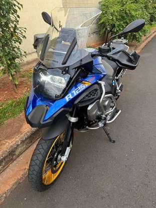 BMW-R 1250 GS ADVENTURE PREMIUM RALLYE BMW-R 1250 GS ADVENTURE PREMIUM RALLYE-2024