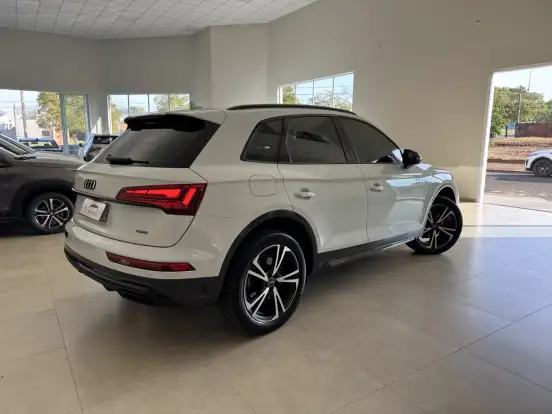 AUDI-Q5-2.0 45 TFSI GASOLINA S LINE BLACK QUATTRO S TRONIC AUDI-Q5-2022