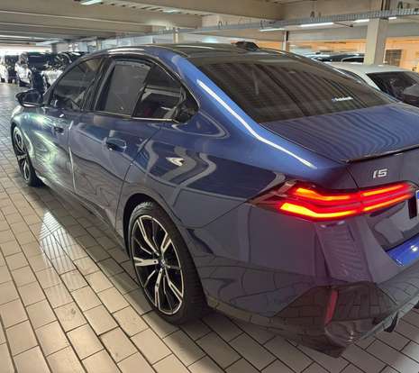 BMW-i5-2023