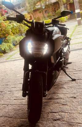 DUCATI-DIAVEL DARK-2016