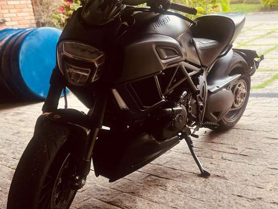 DUCATI-DIAVEL DARK DUCATI-DIAVEL DARK-2016
