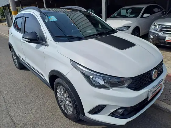 FIAT ARGO 1.3 FIREFLY FLEX TREKKING MANUAL