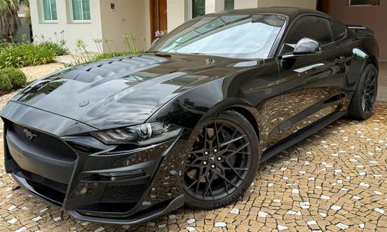 FORD-MUSTANG-2018