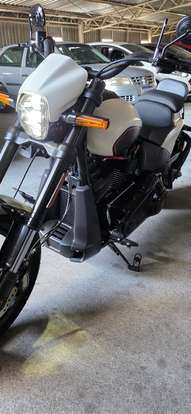 HARLEY-DAVIDSON-SOFTAIL FXDR 114-2018