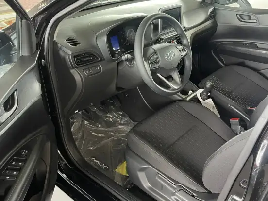 HYUNDAI-HB20-1.0 12V FLEX COMFORT PLUS MANUAL HYUNDAI-HB20-2025