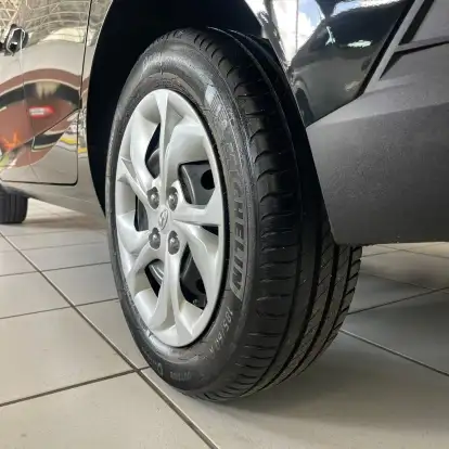 HYUNDAI-HB20-2025
