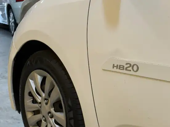 HYUNDAI-HB20-1.6 COMFORT PLUS 16V FLEX 4P AUTOMÁTICO HYUNDAI-HB20-2015