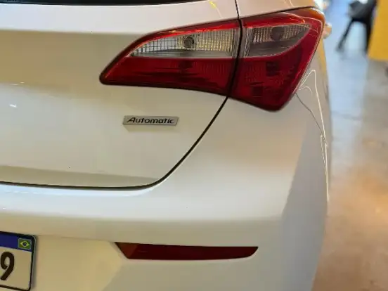 HYUNDAI-HB20-1.6 COMFORT PLUS 16V FLEX 4P AUTOMÁTICO HYUNDAI-HB20-2015