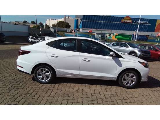 HYUNDAI-HB20S-2023