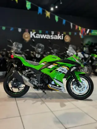 KAWASAKI NINJA 300 KAWASAKI NINJA 300